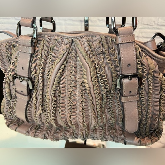 BURBERRY Old Rose Ruffled Leather Lowry Two Way Bag *EUC* - Picture 8 of 15